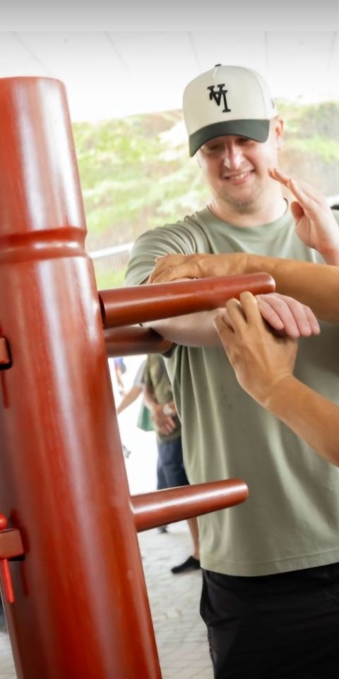 "Meet the Masters!" Series - mobile